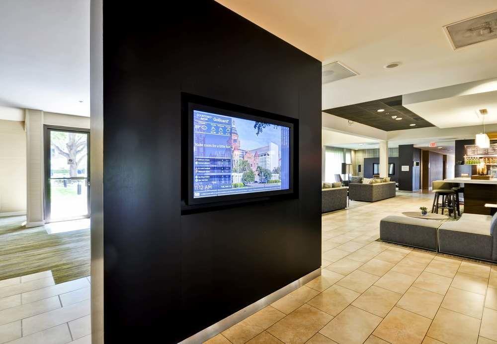 Courtyard Dallas Medical Market Center Экстерьер фото